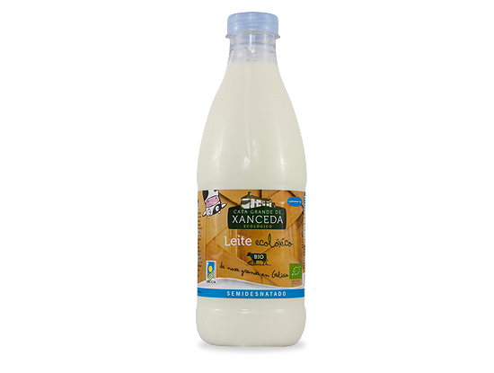 La leche ecológica, materia prima de todos nuestros productos ecológicos